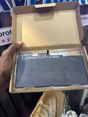 Photo - Hp 840g3 ,840g4, 850g3 850g4 Battery