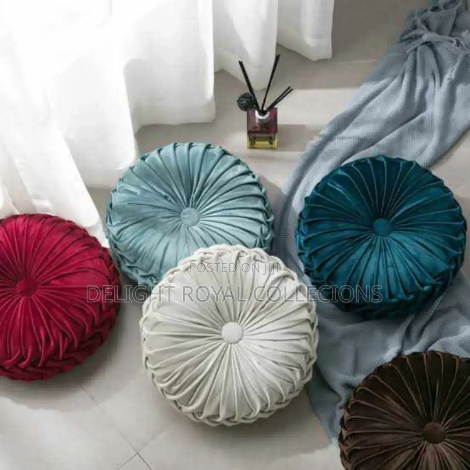 Bed Sheets, Bed Topper, Pillowcase, Duvet and Throw Pillow