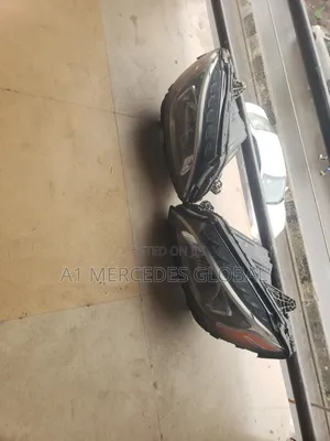 Mercedes-Benz C300 W205 Single Charger Headlights