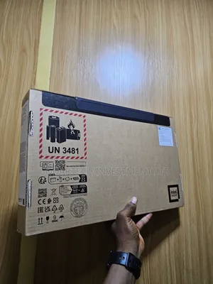 New Laptop HP OmniBook 5 14" 16GB Intel Core Ultra 7 SSD 512GB