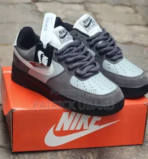 Quality Nike Sneaker (Thick Rope)
