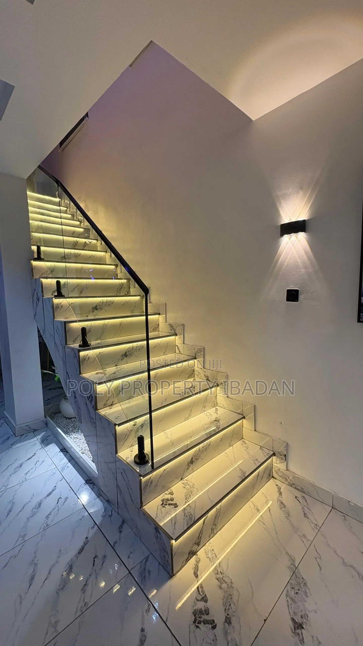 2,3 4 Bedroom Shortlet Apartments