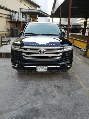 Toyota Land Cruiser 2016 Black