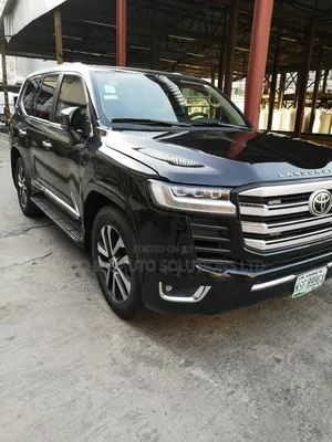 Toyota Land Cruiser 2016 Black