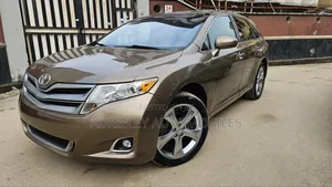 Toyota Venza V6 AWD 2010 Brown