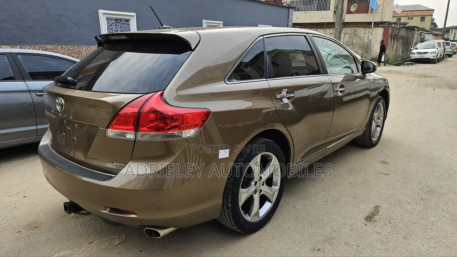 Toyota Venza V6 AWD 2010 Brown