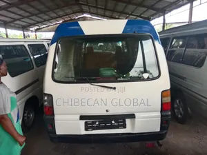 Mitsubishi L300 2000 White