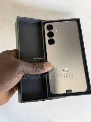 New Samsung Galaxy S25+ 256 GB Silver