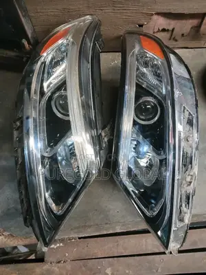 Kia Sorento 2014 Headlamps