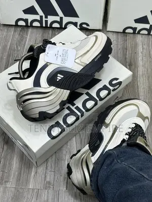 Hot Sale Drip Latest Luxury Original Adidas Sneakers