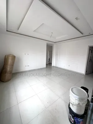 3bdrm Block of Flats in In An Estate for sale