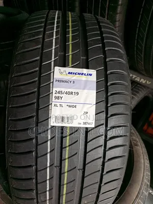 245/40/19 Michelin Run Flat Tire Original