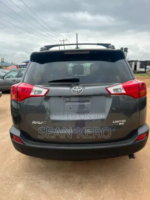 Toyota RAV4 Limited 4dr SUV (2.5L 4cyl 6A) 2015 Gray