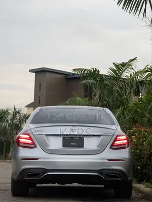 Mercedes-Benz E300 2017 Silver