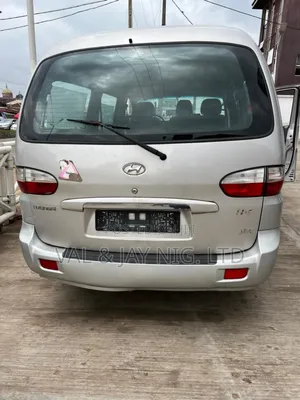 Hyundai H1 2005 Silver