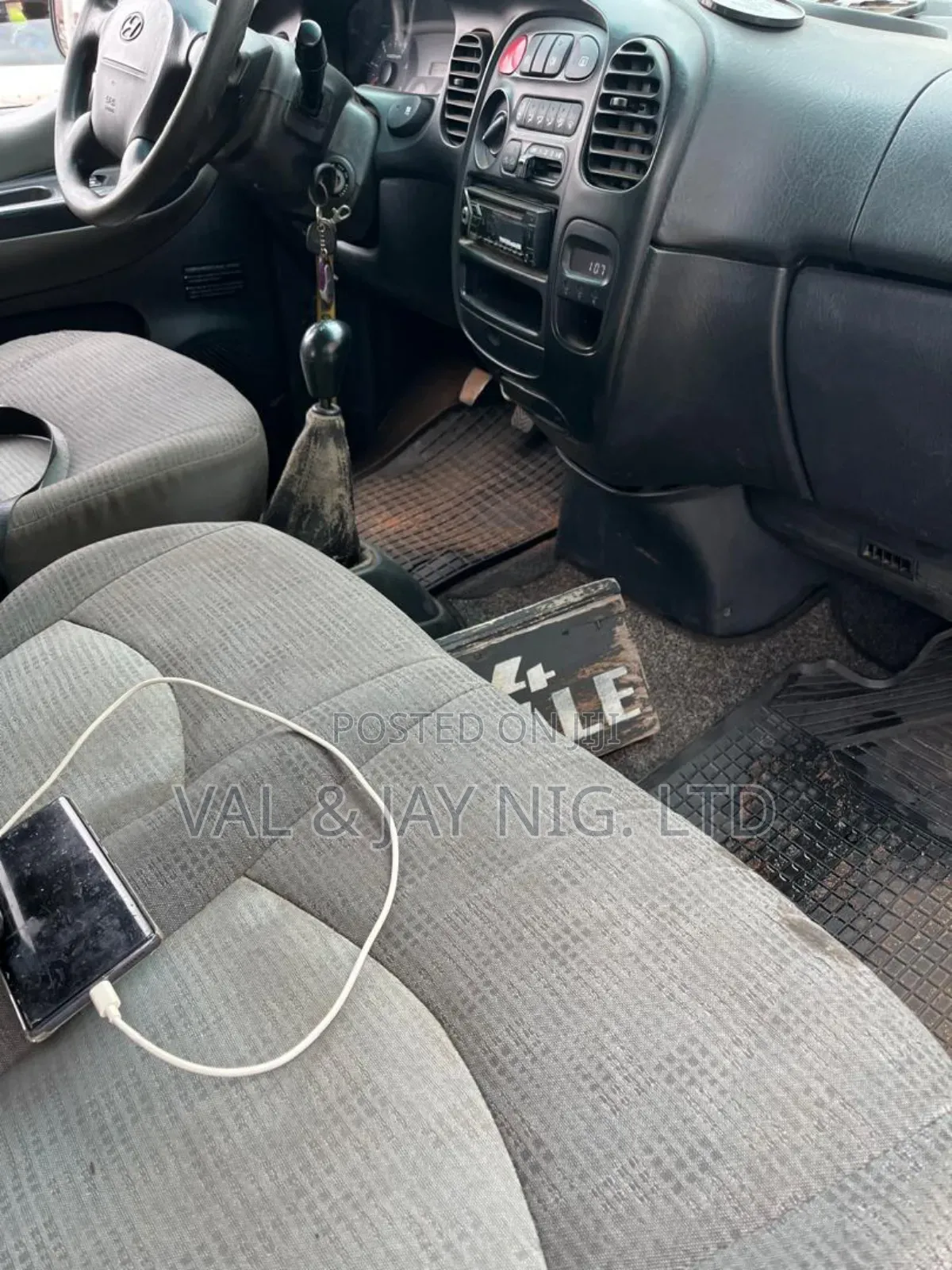Hyundai H1 2005 Silver