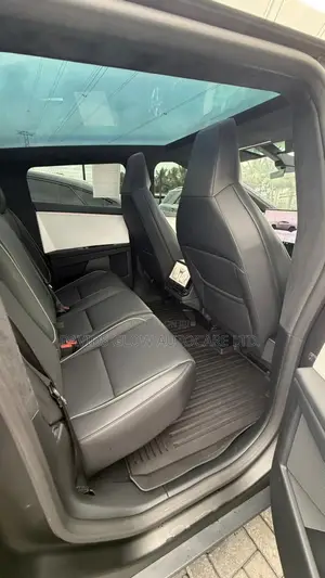 New Tesla Cybertruck 123 kWh AWD 2024 Black