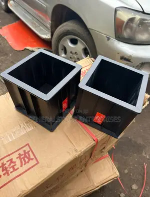 150mm Plastic Cube Mould