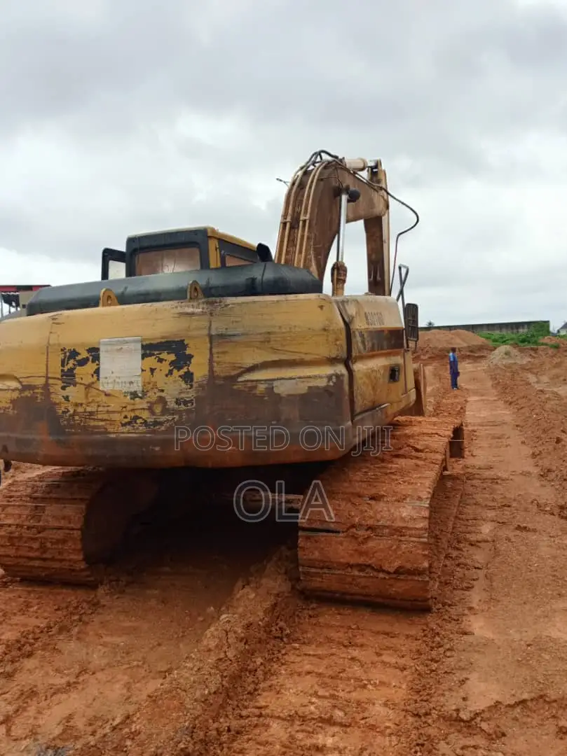 Caterpillar Excavator 320bl