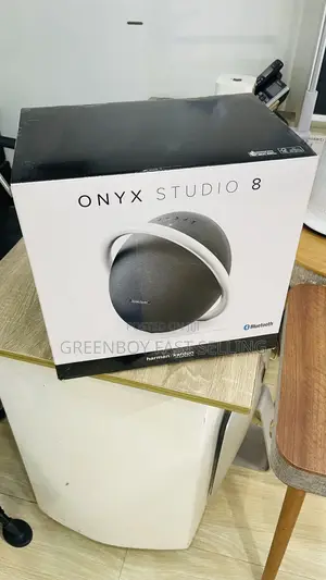 Onyx Studio 8 Super Output