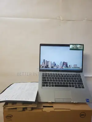New Laptop HP EliteBook 820 8GB Intel Core i5 SSD 512GB