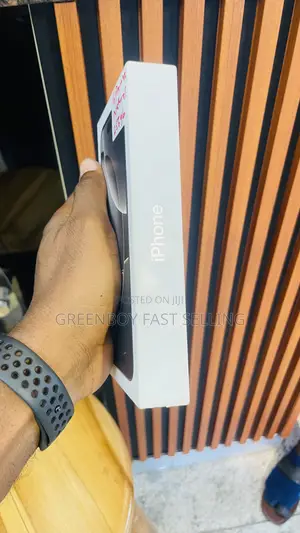 New Apple iPhone 16 Pro Max 256 GB