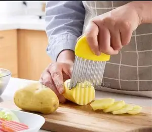 Potato Cutter - Zigzag Shape Slicer - Fruit/Vegetable Shaper