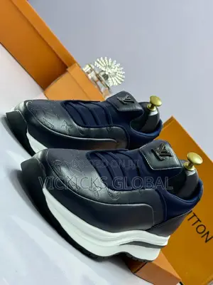 Unisex Glossy Loius Vuitton Sneakers