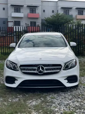 Mercedes-Benz E300 2018 White