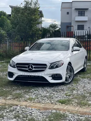 Mercedes-Benz E300 2018 White