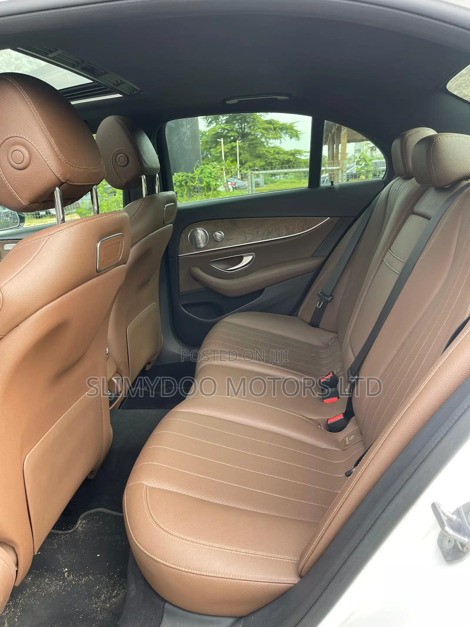 Mercedes-Benz E300 2018 White