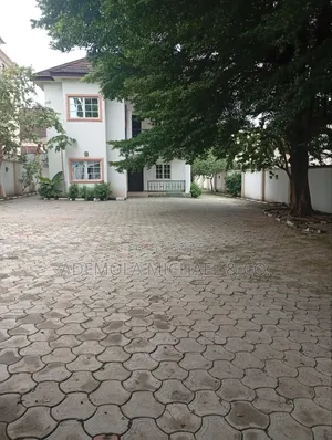 6bdrm Duplex in Wuse 2 for rent