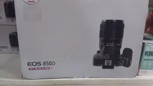 Canon Eos 850d (18-135mm)