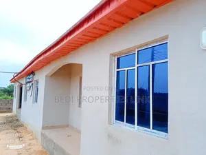 Photo - 1bdrm Room & Parlour in Aiyeteju for rent