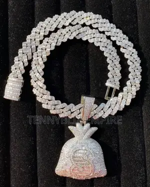 Fully Iced-out Cuban Link With Money Bag Medallion