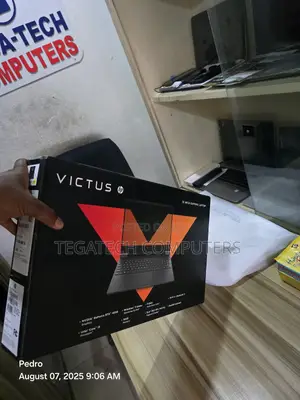 New Laptop HP Omen 15t 16GB Intel Core I5 SSD 512GB
