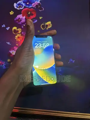 Apple iPhone X 64 GB Black