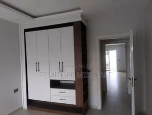 4bdrm Duplex in Utako District for rent