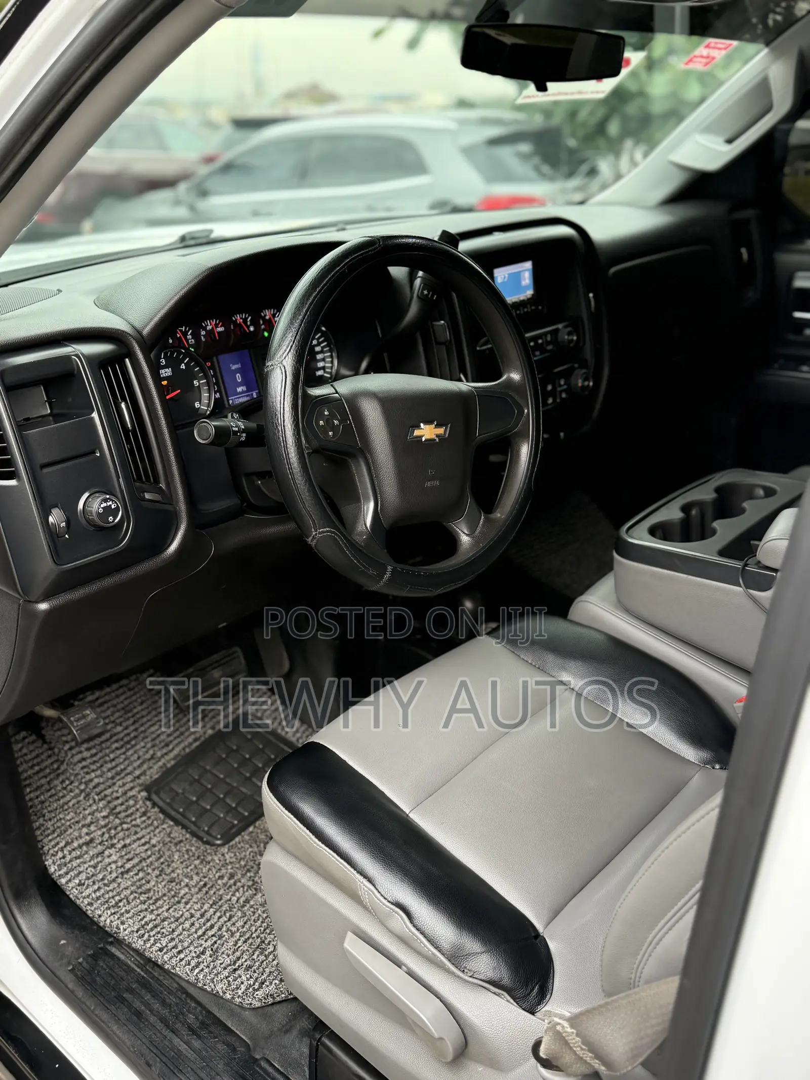 Chevrolet Silverado 2014 White