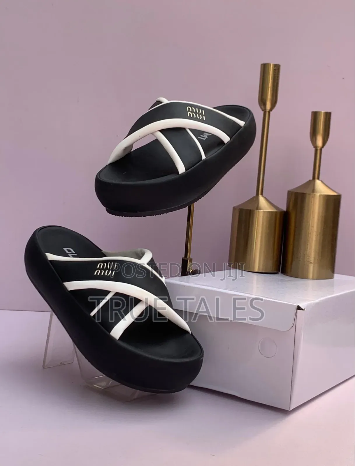 High Quality Balanced Chic Slides