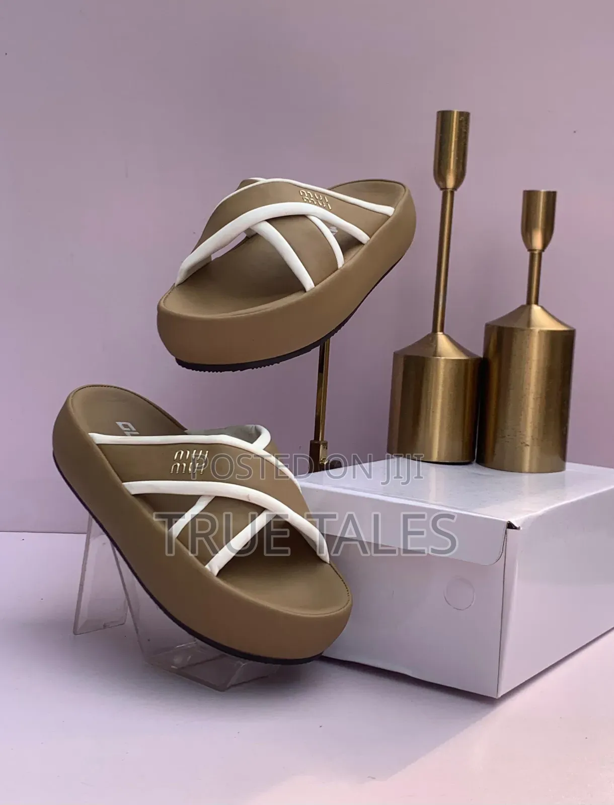 High Quality Balanced Chic Slides