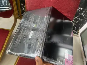 New Laptop Acer 4GB Intel HDD+SSD 320GB