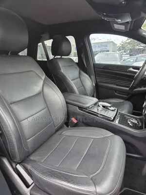 Mercedes-Benz GLE-Class 2016 Silver
