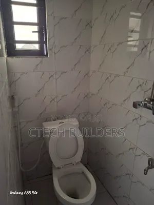 3bdrm Block of Flats in Benin City for rent