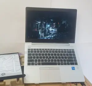 New Laptop HP EliteBook 8440w 16GB Intel Core I5 SSD 256GB