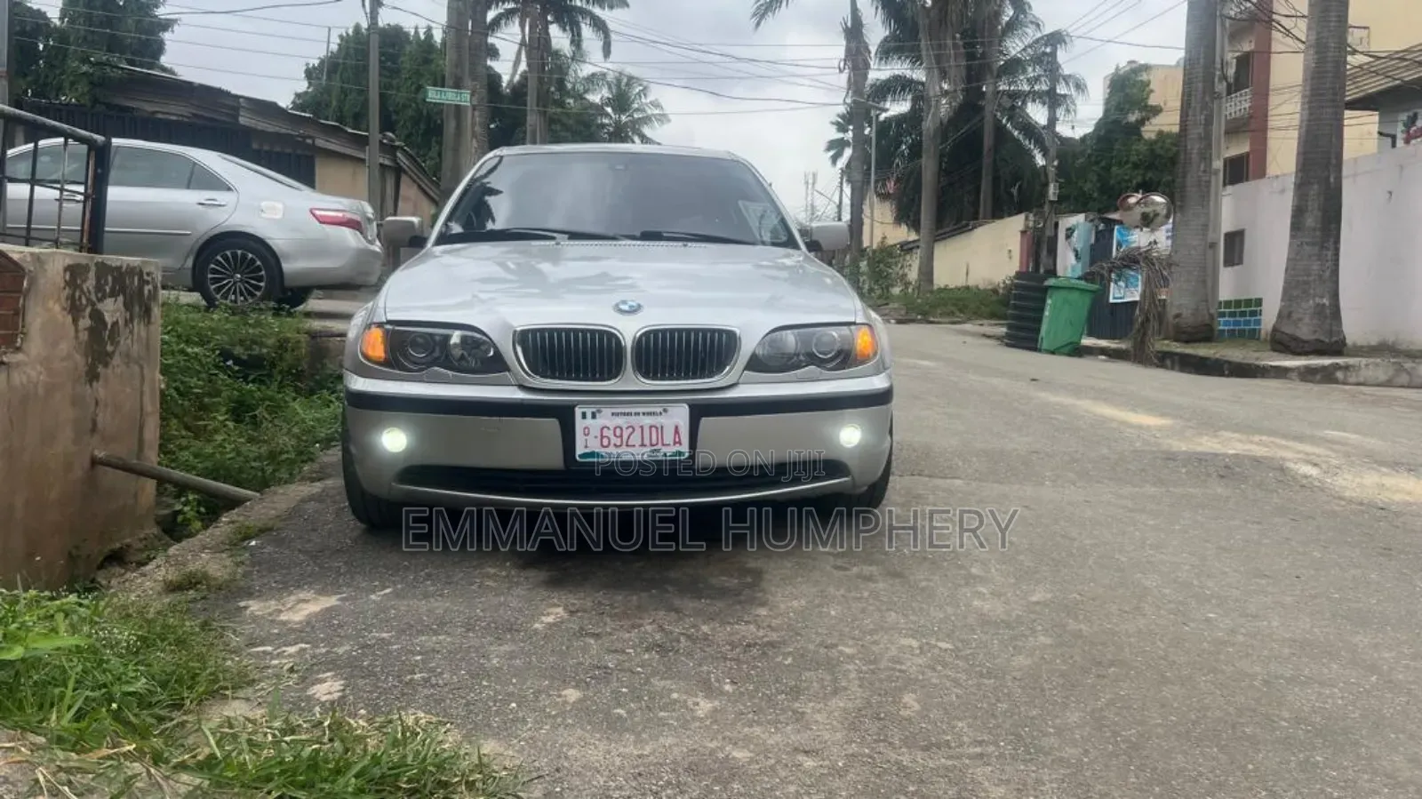 2004 BMW 3 Series 325i RWD