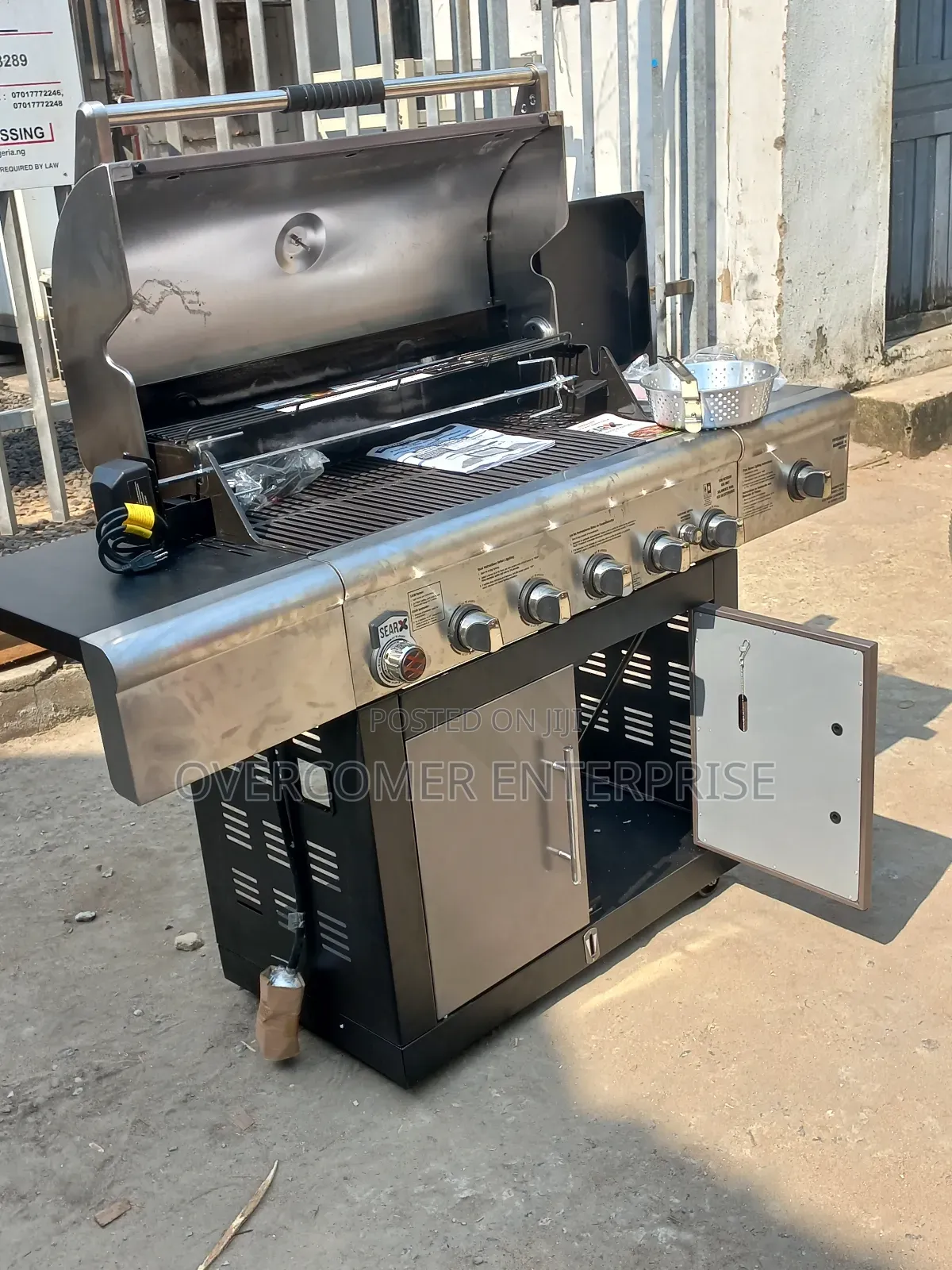 6 Burner Gas Barbecue Grill