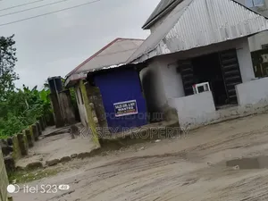 2bdrm Bungalow in Warri for sale