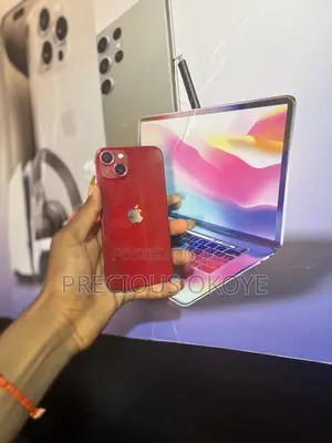 Apple iPhone 13 128 GB Red