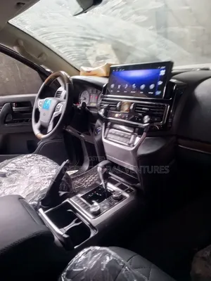 Photo - Available Android Screen Land Cruiser 2022